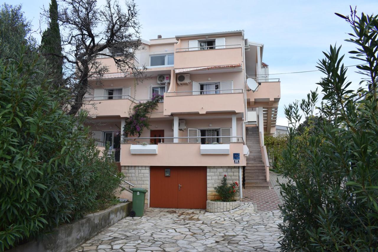 Apartmani Katica Novalja Exterior photo