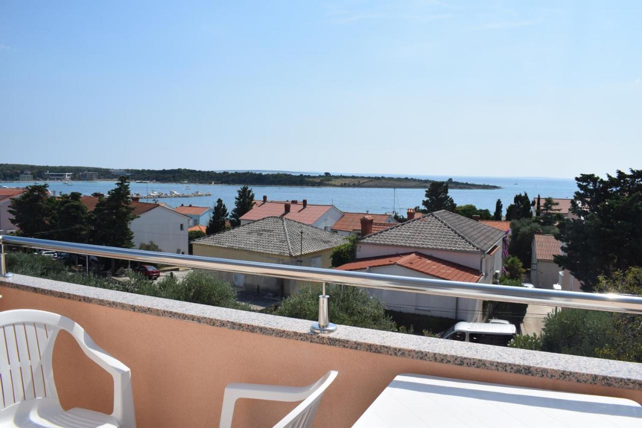 Apartmani Katica Novalja Exterior photo