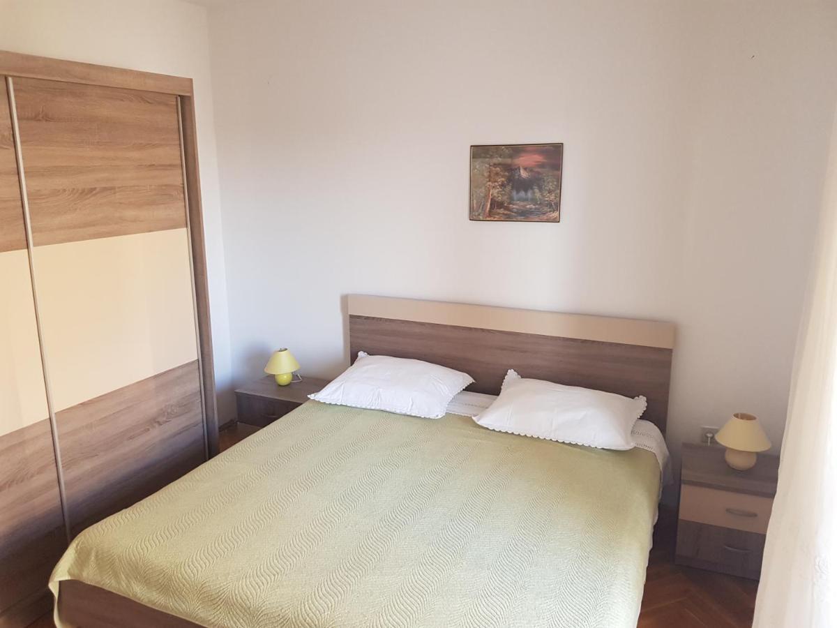 Apartmani Katica Novalja Exterior photo