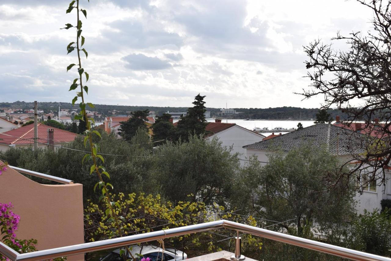 Apartmani Katica Novalja Exterior photo