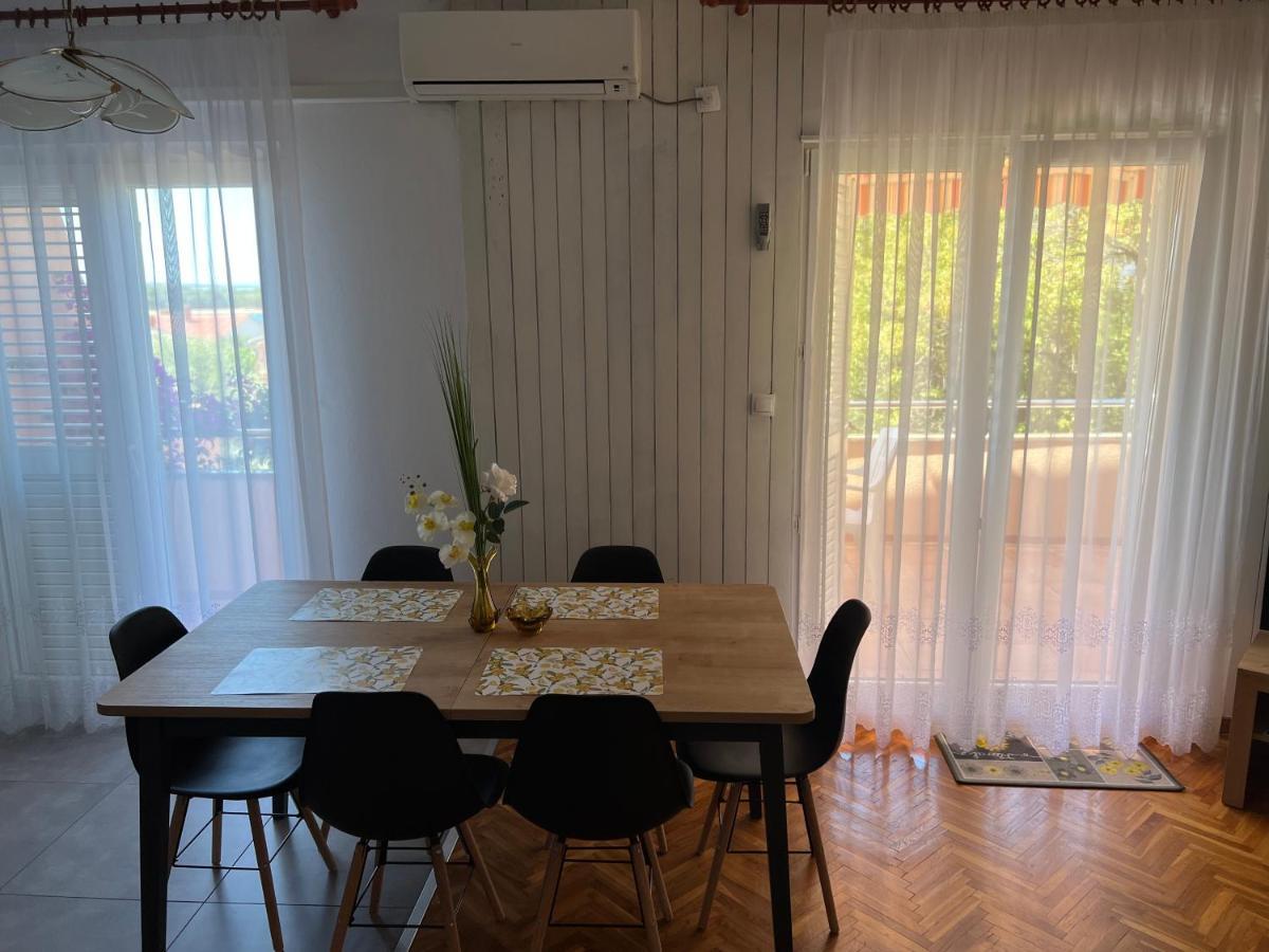 Apartmani Katica Novalja Exterior photo